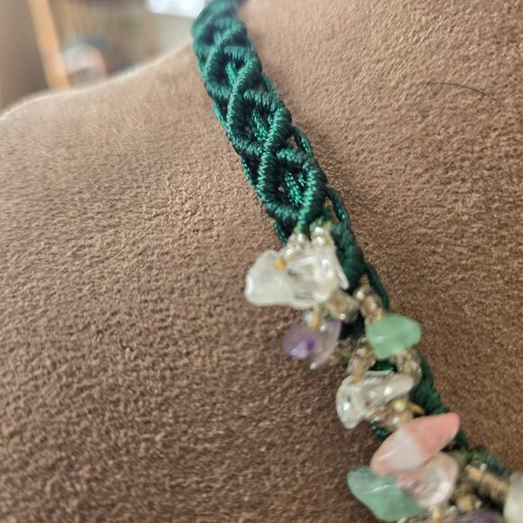 Vintage Semi- Precious-stones‎ Floral Beaded Green Macrame Adjustable Necklace - Picture 8 of 11